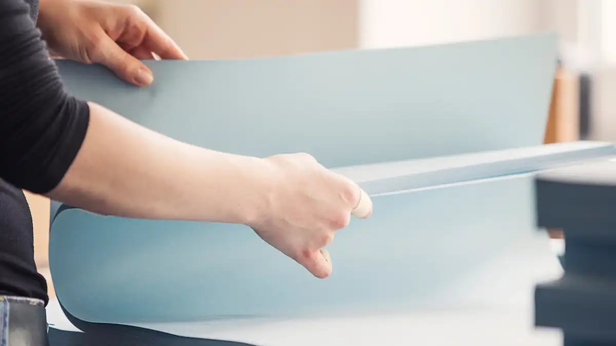 Each sheet of Gmund paper inspected by hand